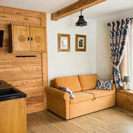 Dolina Strazyska - *